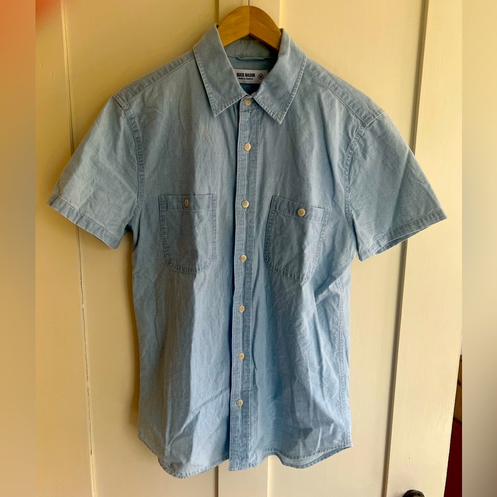 Buck Mason short sleeve chambray denim shirt, size Medium